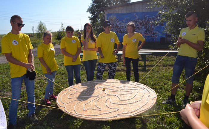 Команда "Оба-на" (Голяткино). Этап веревочного курса "Лабиринт"