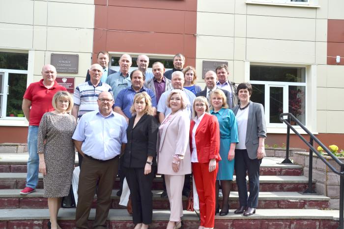 Участники встречи сфотографировались на память