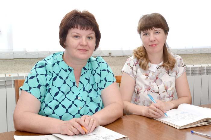 Специалисты УСЗН Н.Ф. Пурюшина и О.Д. Якимова Специалисты УСЗН Н.Ф. Пурюшина и О.Д. Якимова