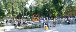 На благоустроенном в 2019 году общественном пространстве «Семь+Я» в парке Победы проводится множество мероприятий разной направленности